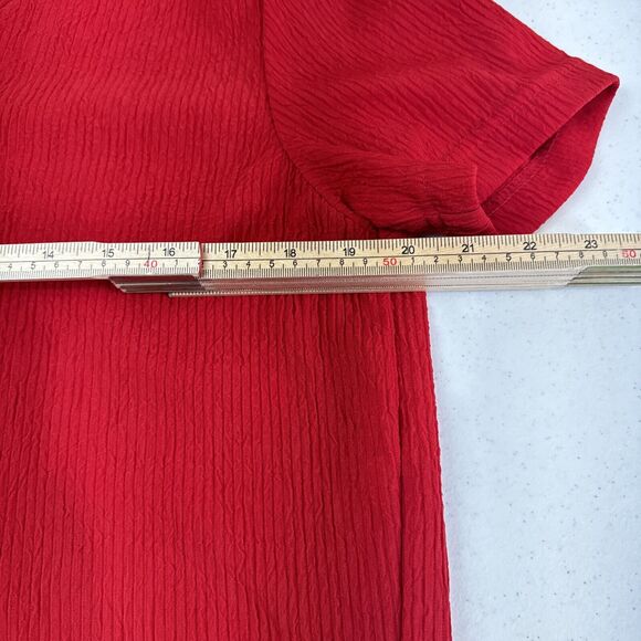 La Fete Blouse Medium Cherry‎ Red Button Front Vintage 90s 80s Mob Wife Gold - Picture 8 of 10